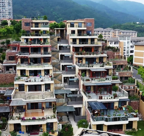 萊茵斜行電梯入駐水夢(mèng)庭苑，讓詩(shī)意棲居毫不費(fèi)力